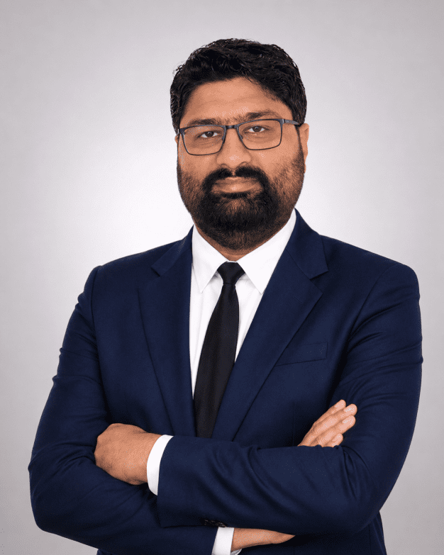 CA Vinayak Sikka