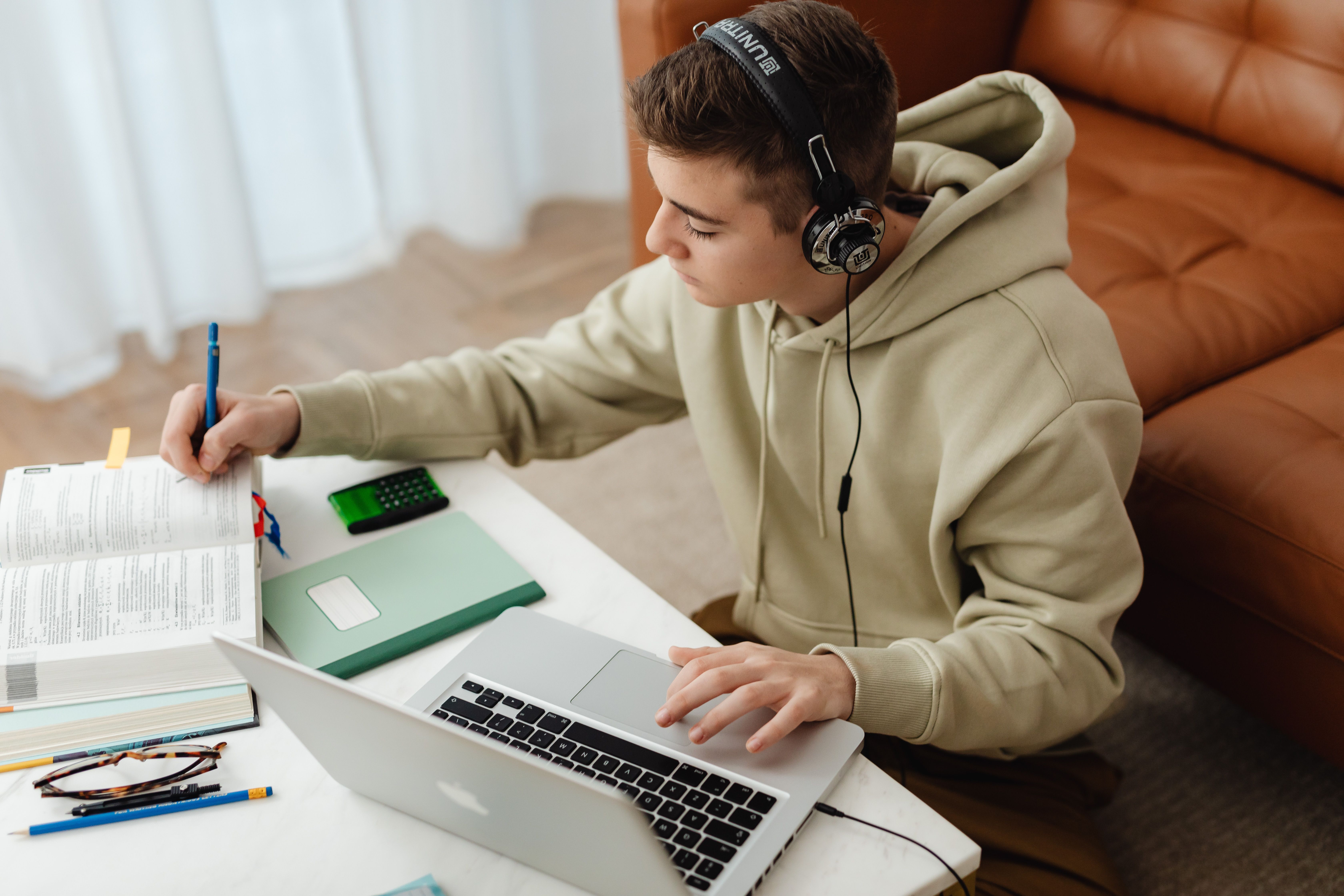 CA Exam Preparation Online: The Complete Digital Learning Stack That Gets You to Results Day Ready